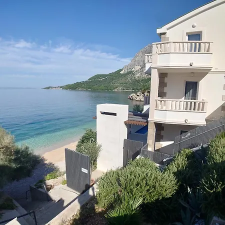 Villa Villasvilla